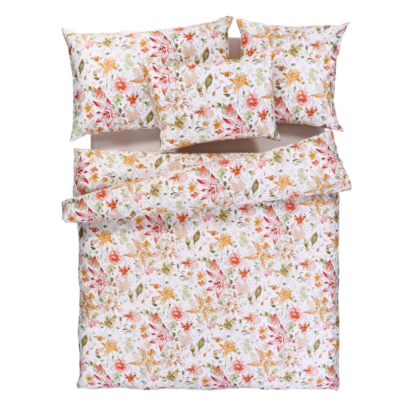 Schweizer Feinsatin-Bettwäsche Randy orange von TAMARA-R mit Blumenmuster auf weissem Grund – Schweizer Schafwollprodukte Schweizer Feinsatin-Bettwäsche Randy orange von TAMARA-R mit Blumenmuster auf weissem Grund – Schweizer Schafwollprodukte