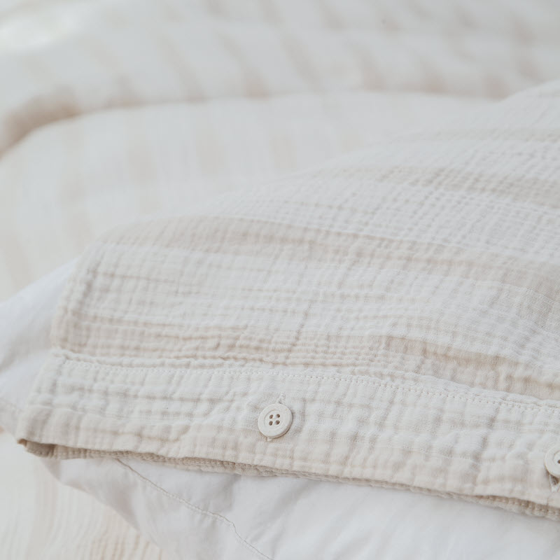 Musselin Bettwäsche beige Streifen – Schweizer Schafwollprodukte Musselin Bettwäsche beige Streifen – Schweizer Schafwollprodukte