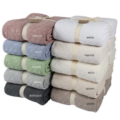 Bettüberwurf/Kuscheldecke "Nelita"