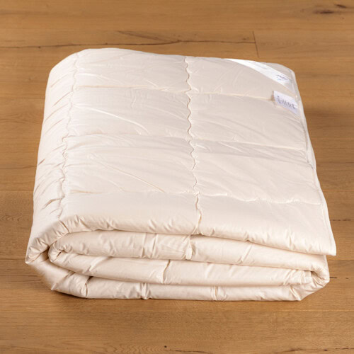 schaf_sommer.jpg – Schweizer Schafwollprodukte schaf_sommer.jpg – Schweizer Schafwollprodukte